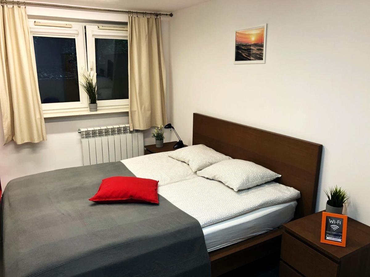 Gallery Hotel Варшава Екстериор снимка
